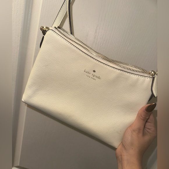 kate spade Bags Kate Spade Cream Crossbody Purse Poshmark